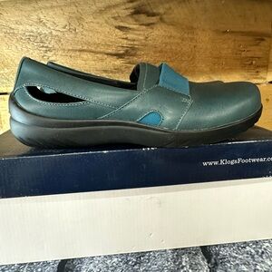 Klogs Shoes Sz. 8!